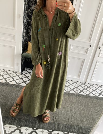 robe-johanna-broderies